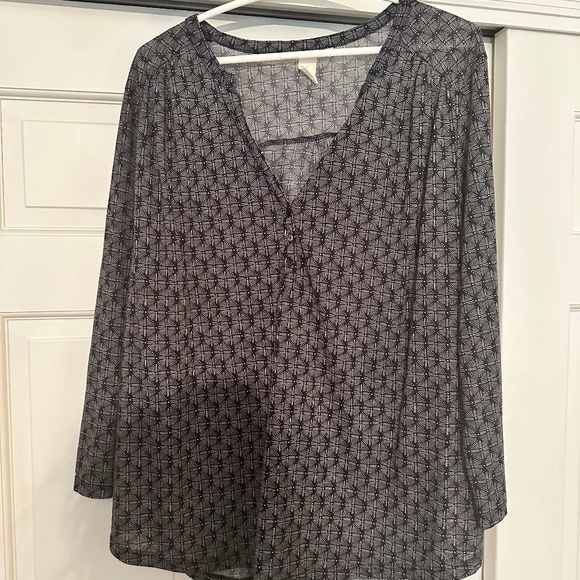 Blouse - Picture 1 of 2